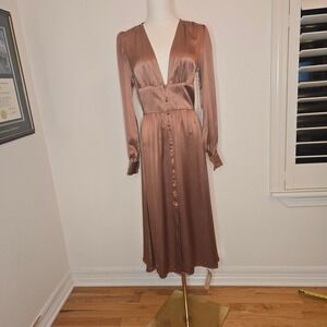 NWT Reformation Nicola Silk Dress Sz 6 Long Sleeve V Neck Midi Peasant Praline